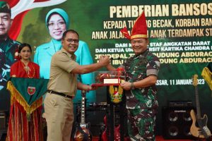 Kasad Serahkan 20 Rumah Dinas Kodim 1414/Tator