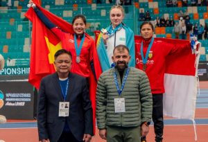 Sri Mayang Juara Lari di Kazakhstan