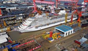Kapal Pesiar China Pertama