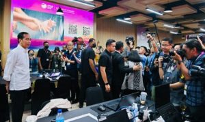 Presiden tinjau Media Center KTT Asean-42