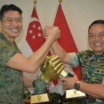 Kasad dan Chief of Army Singapore Armed Forces Tutup Latihan Safak Indopura ke-35