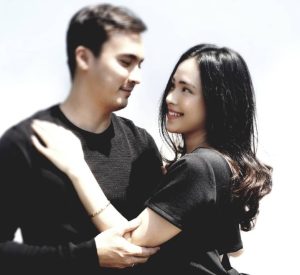 Lady Nayoan dan Suami