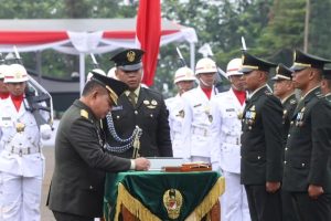 Pangkostrad Hadiri Upacara Prasetya Perwira