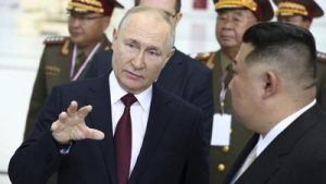 Vladimir Putin dan Kim Jong-un