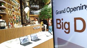 Oppo Store AEON