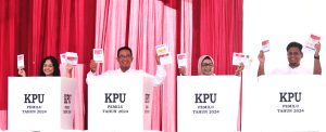 Anies Nyoblos