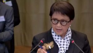 Menlu Retno MI