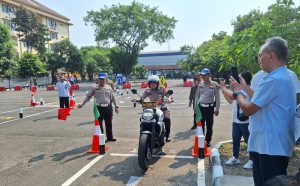 Kasat Patwal Lakukan Uji Sim C1
