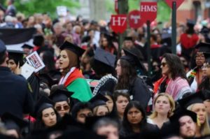 Mahasiswa Harvar Demo Pro Palestina
