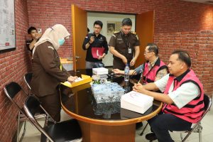 Pemeriksaan Nerkas perkara Raja Tambang Timah Ilegal Tamron Tamsil alias Aon