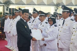 Pengukuhan dan Pemberian SK Kepala Desa se Jab magelang