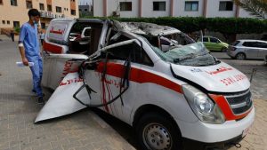 Ambulans Hancur di Gaza