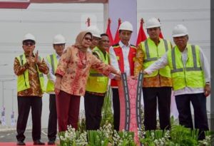 Dessy Ariani Saat Peresmian Tol MBZ