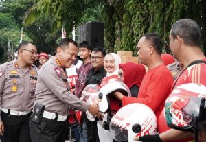 Lomba Desain Helem Merah Putih Polda Riau