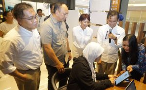 Ujicoba Registrasi Kartu Prabayar dengan Biometrix