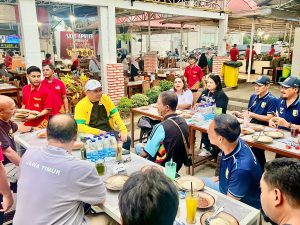 Zulmansyah Sakedang Besama Pengurus SIWO Daerah