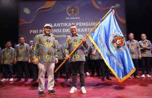 Kesit Budi Handoyo dan Zulmansyah Sakedang