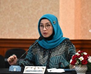 Desy Ratnasari