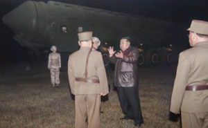 Kim Jong-un Uji Rudal Balistik Hwasong-19
