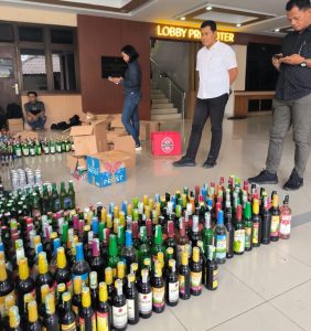 Polda DIY Amankan Ribuan Botol Miras