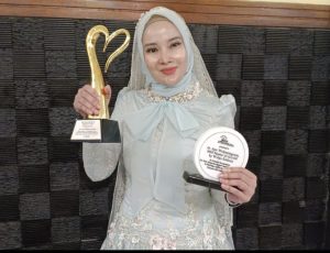 Dokter Ayu Widyaningrum Raih 2 Penghargaan dari MNC Group