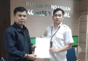 PBHI mengirimkan surat permohonan kepada Komisi Yudisial untuk mengawasi proses permohonan perkara Peninjauan Kembali Alex Denni dan telah diterima oleh perwakilan Komisi Yudisial pada Selasa