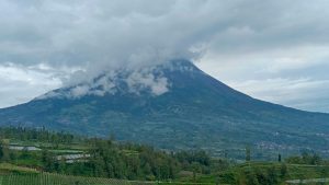 Gunung Merapi by Irish