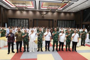 Kasad Jend Maruli Simanjuntak dan Gubernur Jawa Barat Deddy Mulyadi
