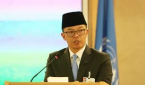 Menlu Sugiono