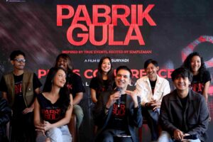 Poster Film Pabrik Gula