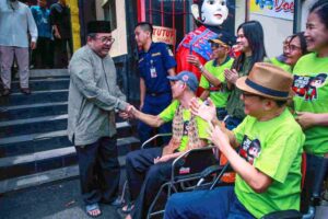 Rano Karno Gelar Open House
