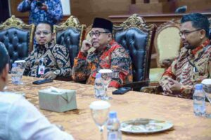 Wagub Rano karno dan Gubernur banten Andra Soni