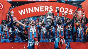 Cristal Palace Juara Piala FA