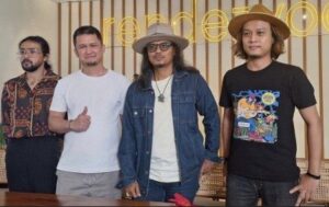 Gugun Blues Shelter Rilis Album Un Pluged