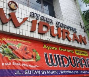 Ayam Goreng Widuran