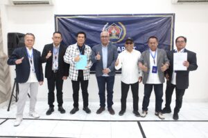 Ahmad Munir Resmi Mendaftar Bakal Calon Ketum PWI