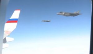 Jet Tempur AS Kawal Pesawat Kepresidenan Vladimir Putin