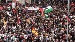 Aksi demonstrasi bela Palestina di Italia. Foto, Dok. REUTERS Matteo Minnella