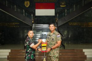 Divif 2 Kostrad Sambut Hangat Tentara Diraja Malaysia