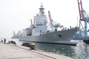 KRI Brawijaya-320