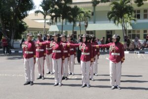 Lomba Baris Berbaris Poltekad