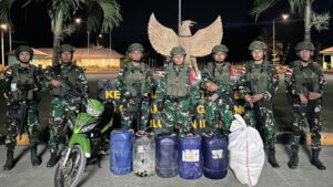 Satgas Pamtas Yonarmed 12 Kostrad Pos Motamasin Gagalkan Penyelundupan Barang Ilegal
