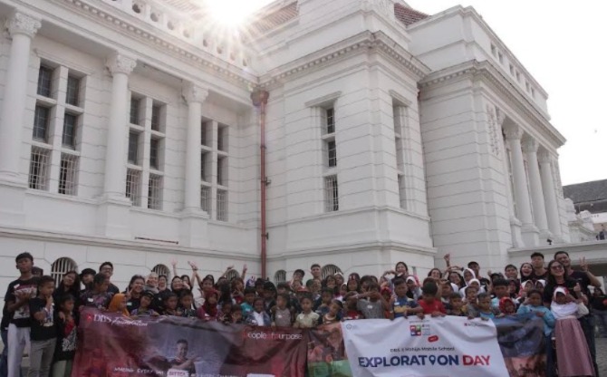 Bank DBS Tur Kota Tua Jakarta