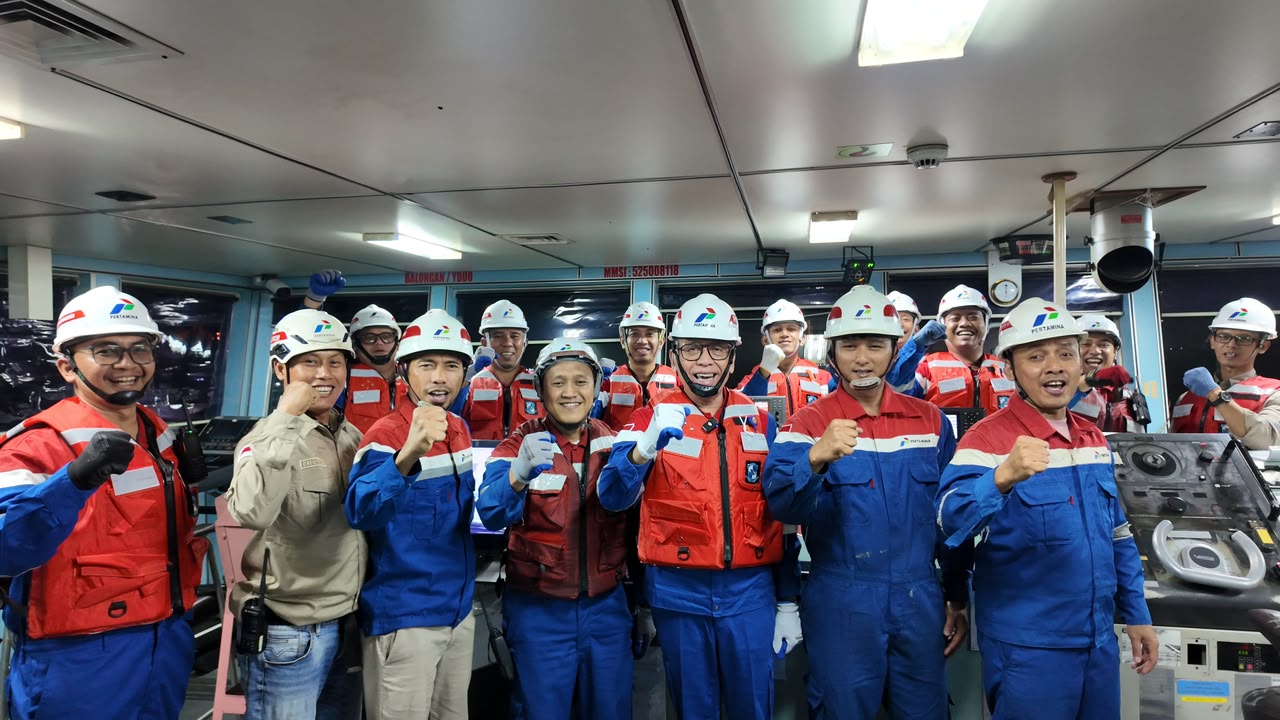 Sidak Malam Hari, Komut Pertamina Pastikan Pasokan Bio Solar dan Pertalite Lancar di Ujung Timur Pulau Jawa