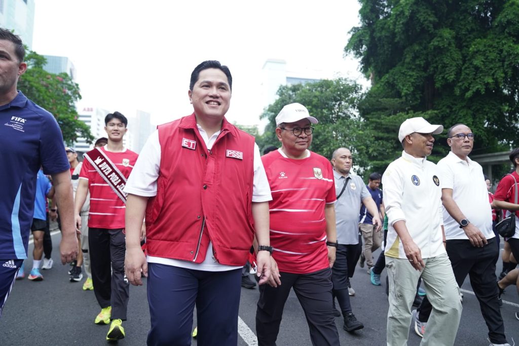 Erick Thohir dan Pramono Anung Tegaskan Kesiapan dan Dukungan Menuju FIFA ASEAN Cup 2026 di Acara Roll To Glory Family Parade