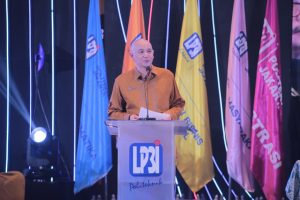 Ketua Yayasan LP3I, Mohammad Isnaeni