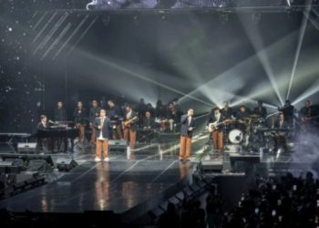 Sebanyak 20 Ribu Pasang Mata Jadi Saksi Kesuksesan Konser 40 Tahun Kahitna