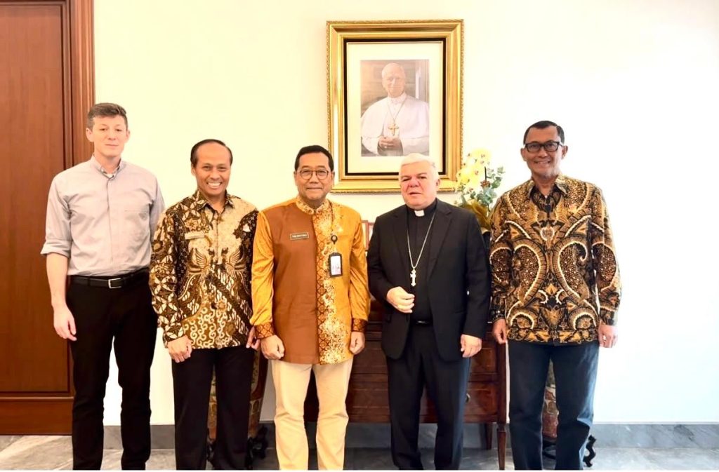 Meretas Jejak Sejarah Para Penjaga Negeri Menuju Vatikan