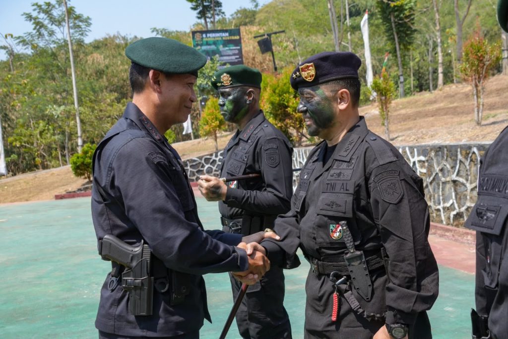 Pangkostrad Resmi Menutup Latihan Pembentukan Taipur XII