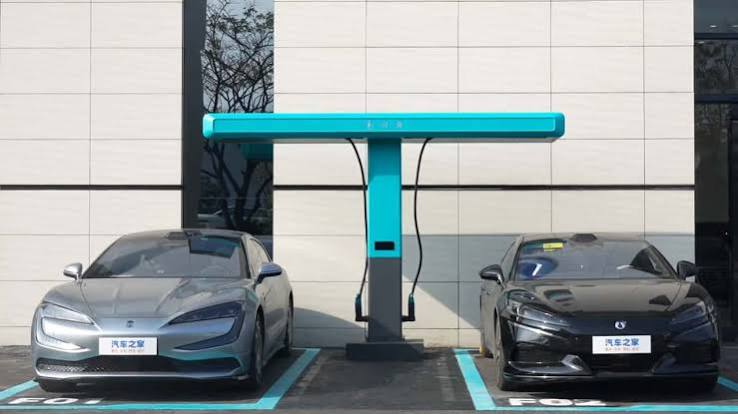 BYD Hadirkan Mobil EV Fast Charging Hanya 5 Menit